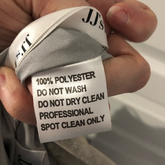 Women’s Dress - Picture 6 of 12